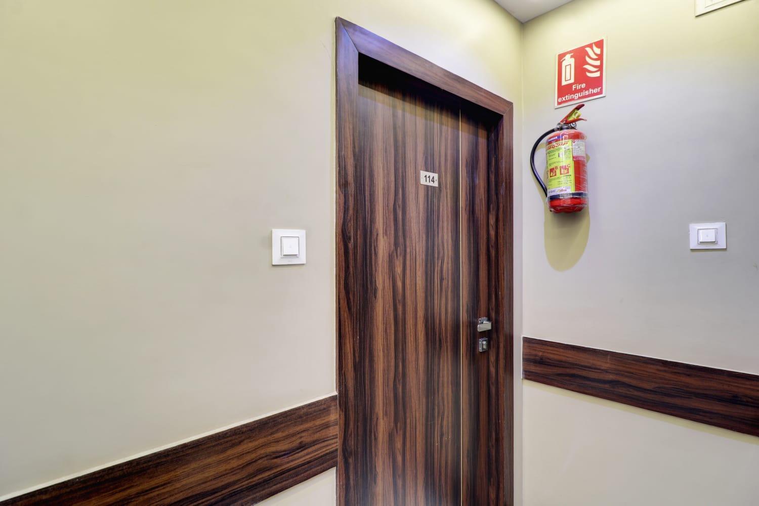 Hotel New Blue Sapphire Residency 孟买 外观 照片